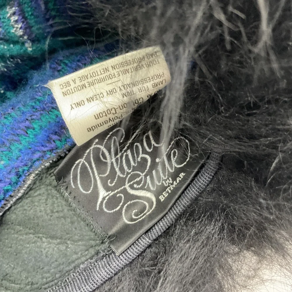 Vintage Plaza Suite by Betmar hat Italy Wool Knit Lamb Fur Trim Blue Green